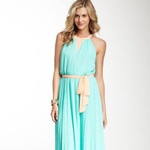 Blue maxi dress with pleats